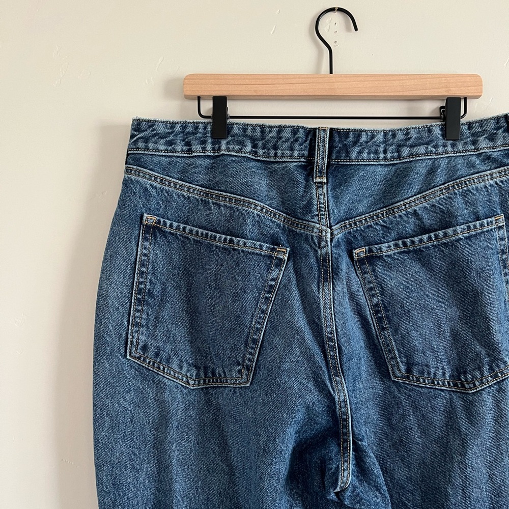 Old Navy | Patchwork Extra High Rise Straight Denim Jeans - Picture 5 of 7